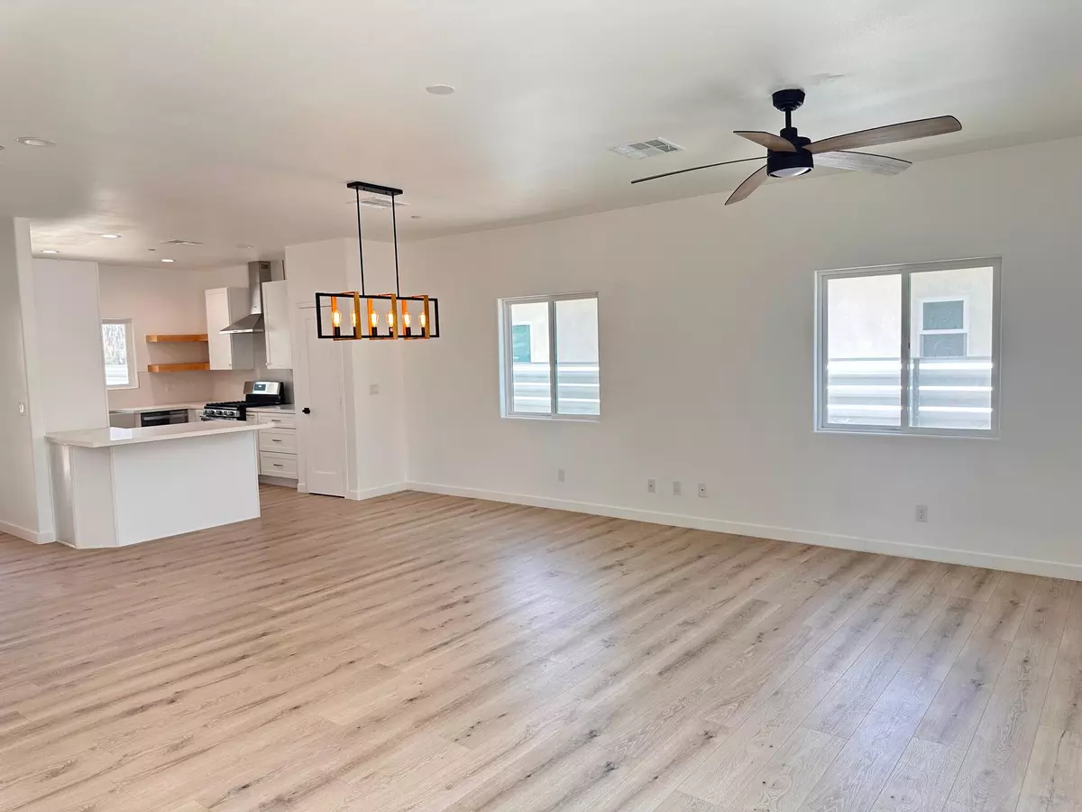 Desert Hot Springs, CA 92240,16094 Avenida Atezada