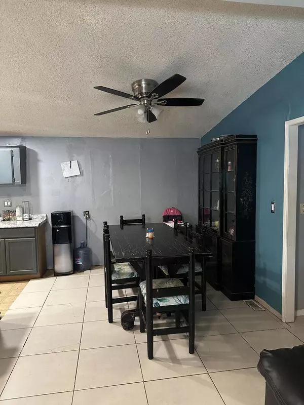 Thermal, CA 92274,1204 Shore Garden ST