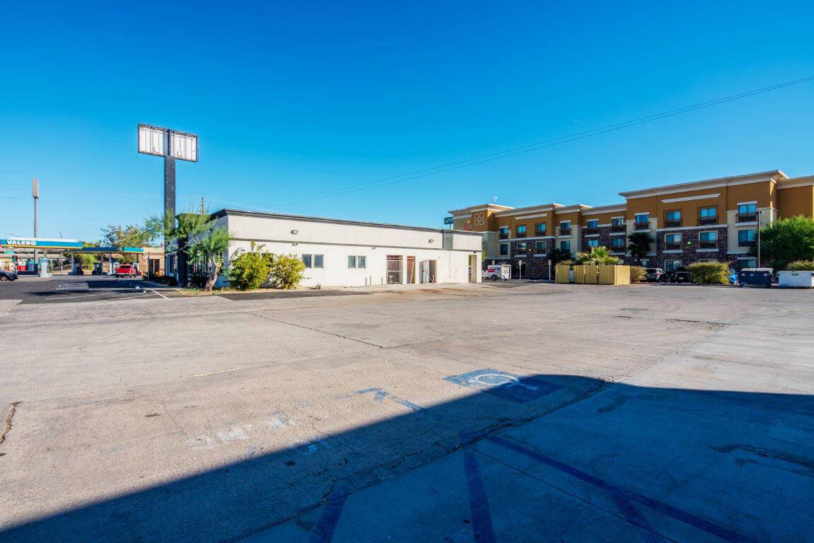 Blythe, CA 92225,320 S Lovekin BLVD