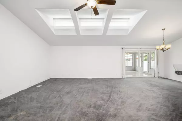 Desert Hot Springs, CA 92240,15300 Palm DR #38