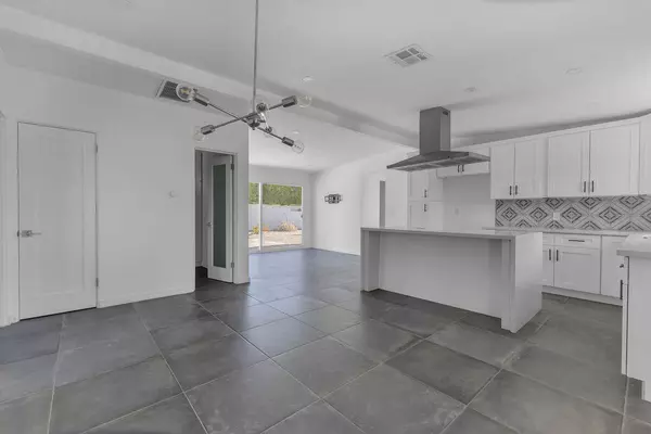 Palm Springs, CA 92264,4038 E Paseo Luisa