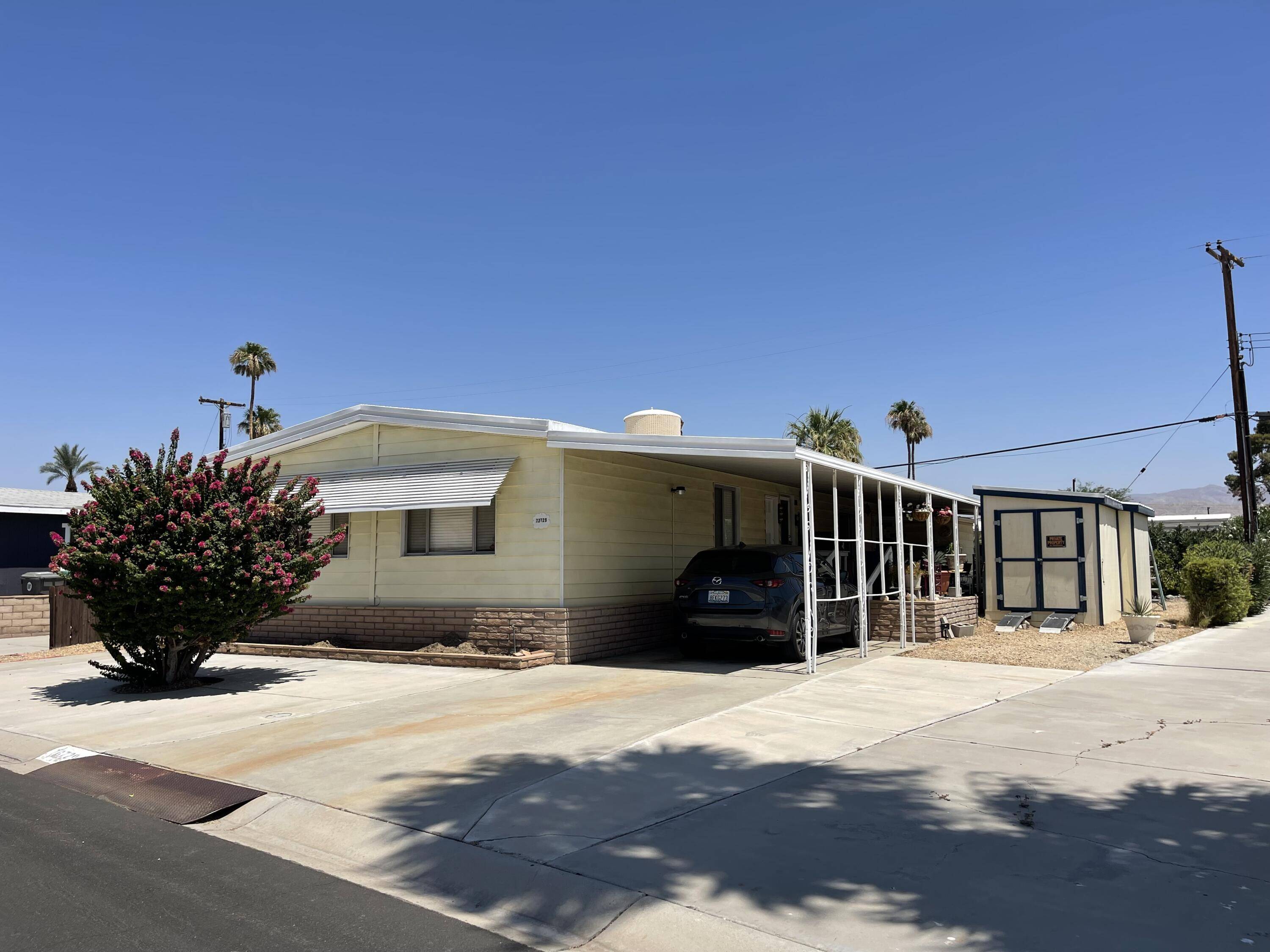 73729 Broadmoor DR, Thousand Palms, CA 92276
