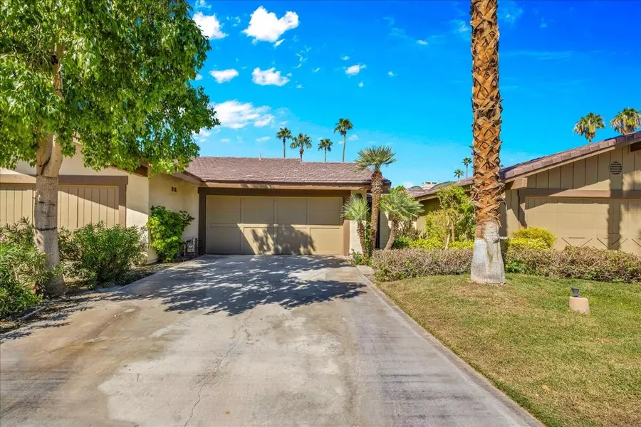 107 Tanglewood TRL, Palm Desert, CA 92211