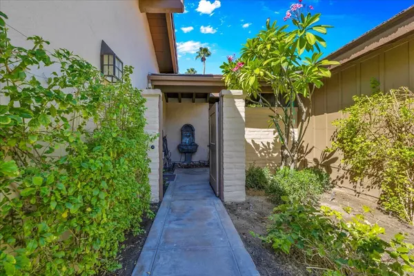 Palm Desert, CA 92211,107 Tanglewood TRL