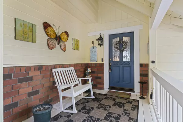 Lake Arrowhead, CA 92352,692 Zurich DR