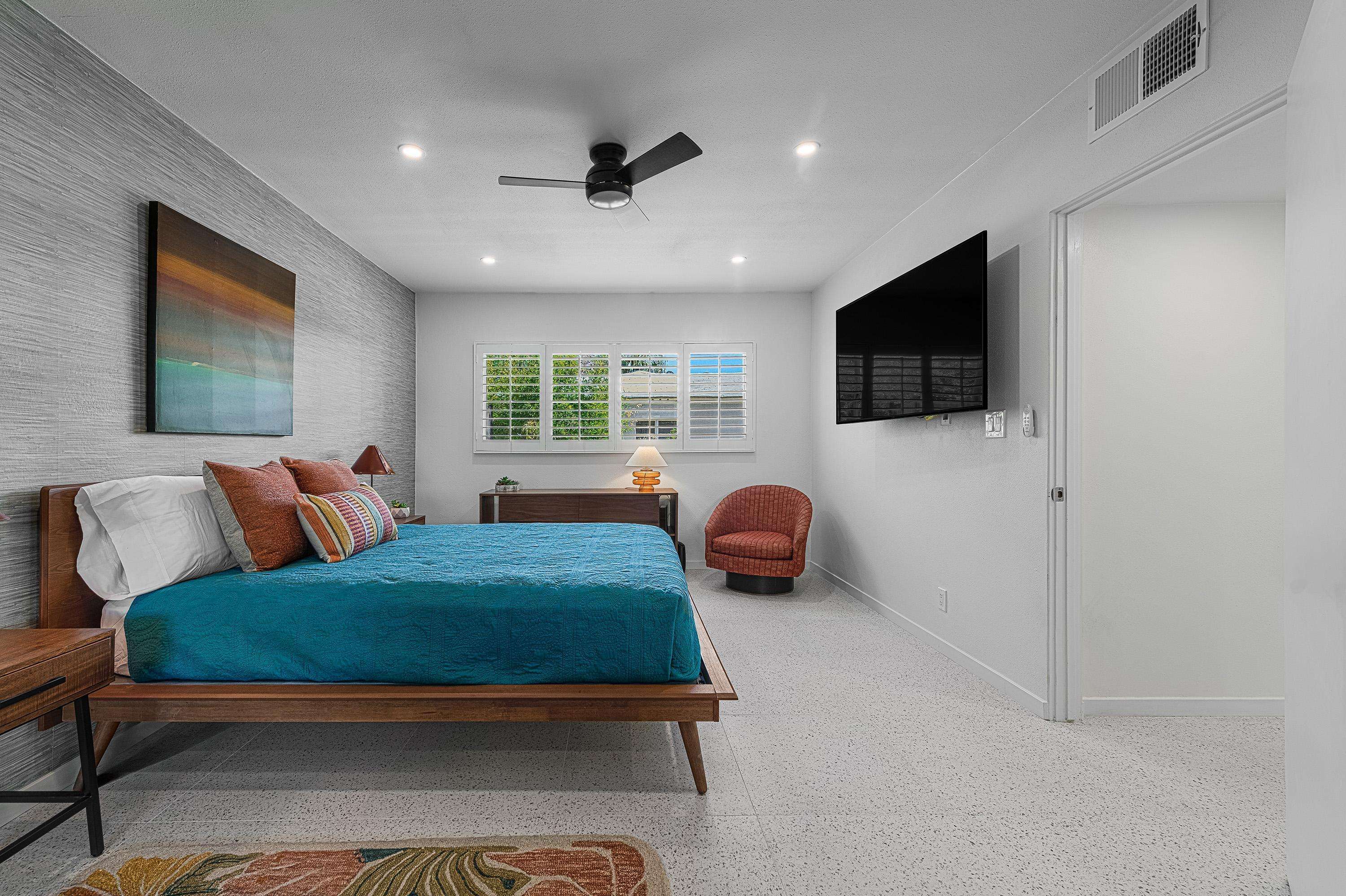 290 S San Jacinto DR #1, Palm Springs, CA 92262