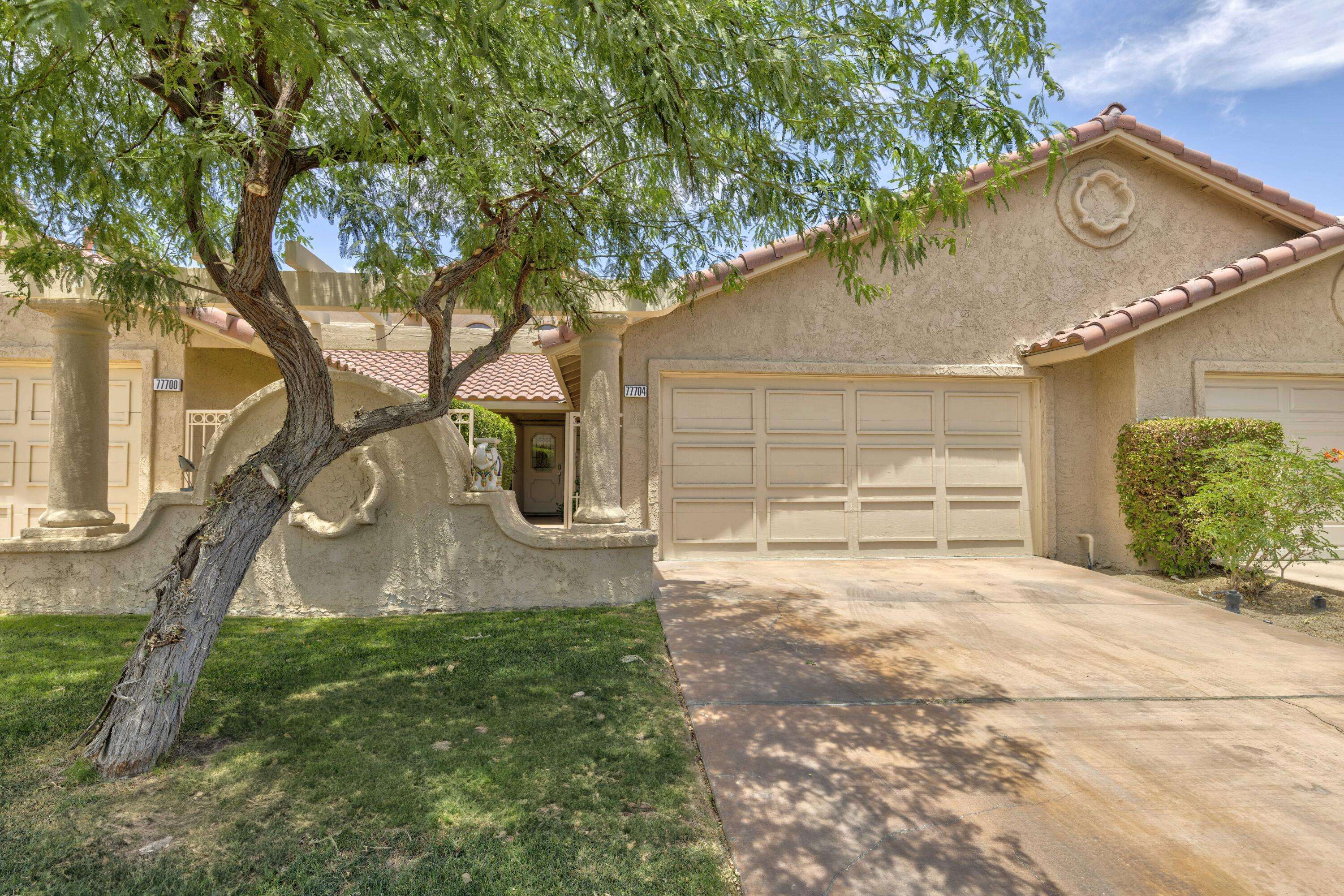 Palm Desert, CA 92211,77704 Woodhaven DR N