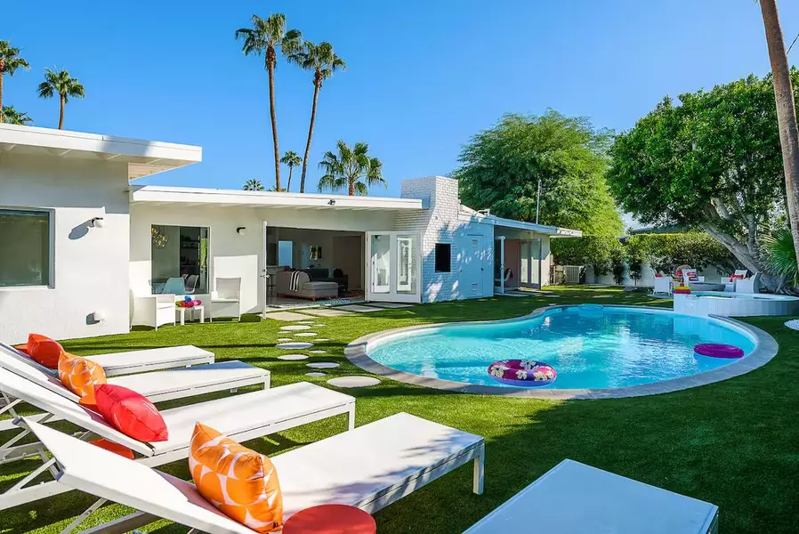 1115 Pasatiempo RD, Palm Springs, CA 92262