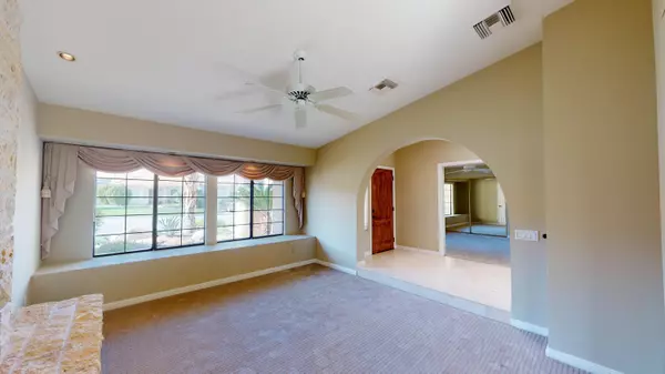 Palm Desert, CA 92260,47230 Golden Bush CT