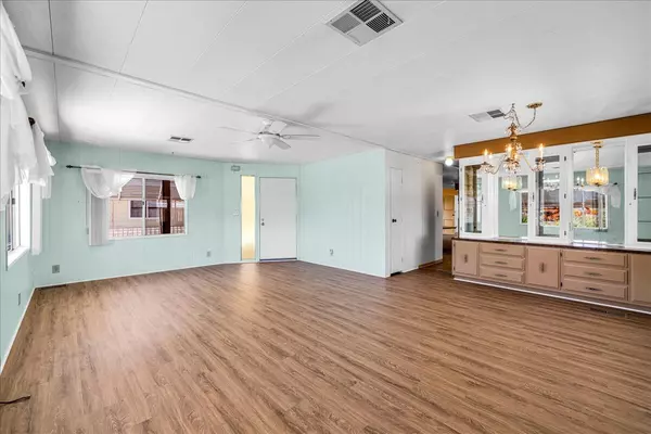 Yucca Valley, CA 92284,7501 Palm AVE #145