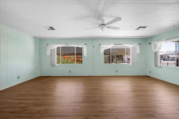 Yucca Valley, CA 92284,7501 Palm AVE #145