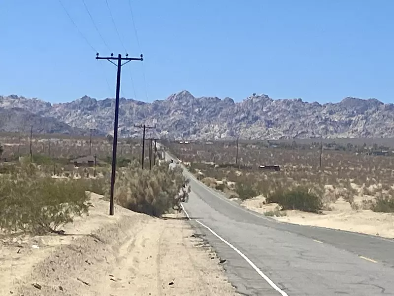5125 Lear AVE, 29 Palms, CA 92277