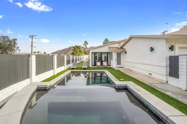 54510 Avenida Madero, La Quinta, CA 92253