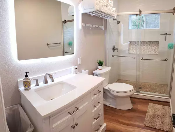 Banning, CA 92220,19385 Houston DR