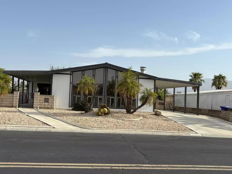 73851 Desert Greens DR S, Palm Desert, CA 92260