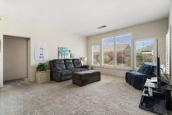 Palm Desert, CA 92211,78948 Waterford LN