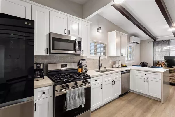 Desert Hot Springs, CA 92240,16152 E Via Corto