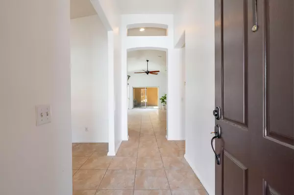 Cathedral City, CA 92234,26744 Avenita Quintana