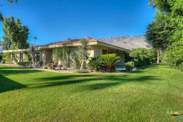 Palm Springs, CA 92264,2264 Oakcrest DR