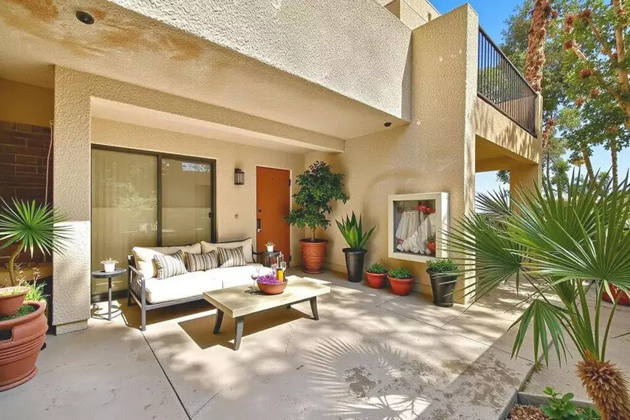 200 E Racquet Club RD #23, Palm Springs, CA 92262