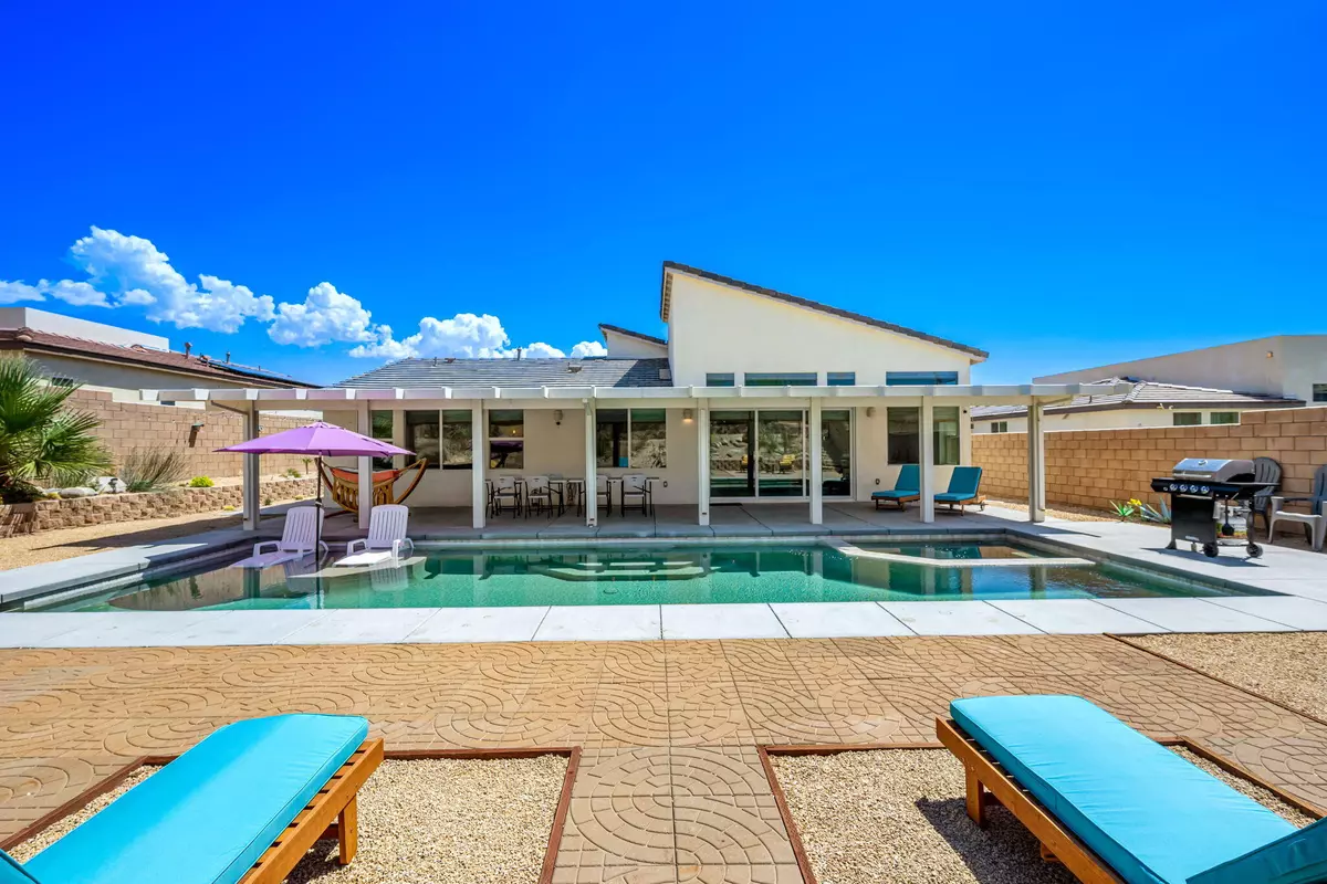 Desert Hot Springs, CA 92240,12613 Sylvanus DR