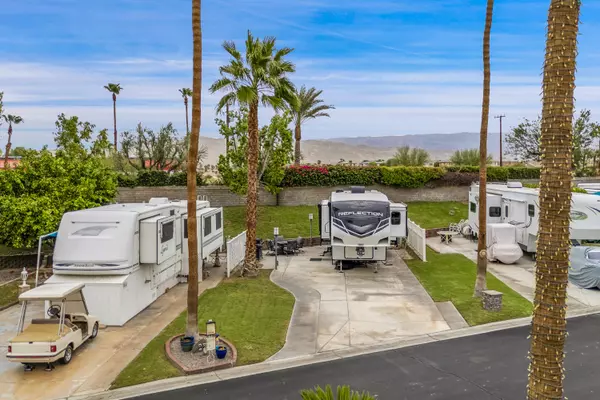 Cathedral City, CA 92234,69411 Ramon Rd #32