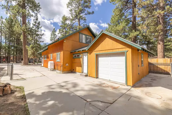605 Elysian BLVD, Big Bear City, CA 92314