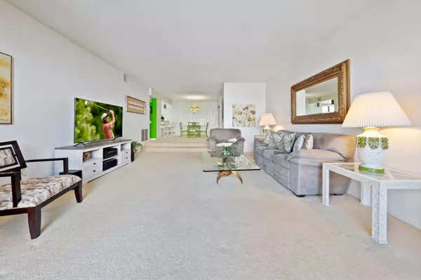 Palm Springs, CA 92264,2696 S Sierra Madre #F5