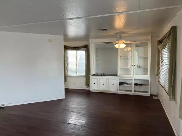 Desert Hot Springs, CA 92240,15500 Bubbling Wells RD #25