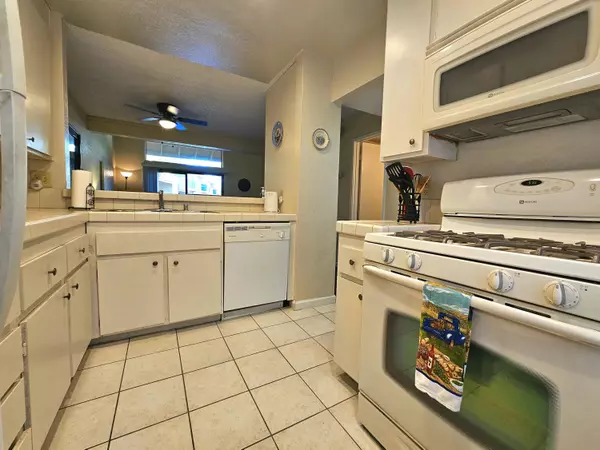 Indio, CA 92201,48255 Monroe ST #43