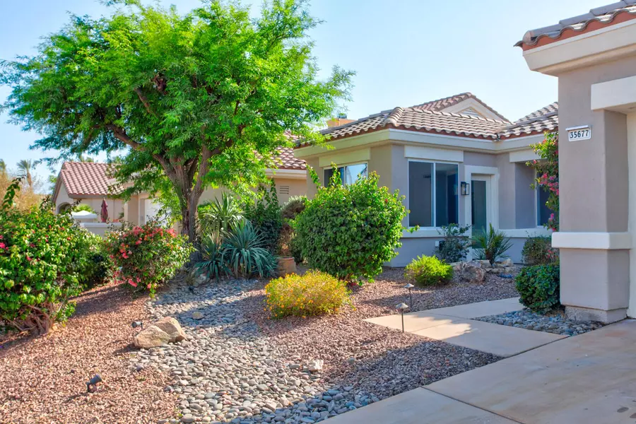 35677 Inverness AVE, Palm Desert, CA 92211