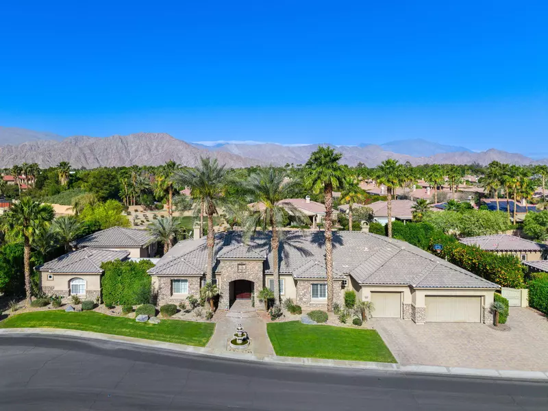52455 Whispering WAY, La Quinta, CA 92253