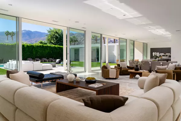 Palm Springs, CA 92264,3088 Linea TER