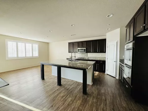 Indio, CA 92203,41371 Edwards CT