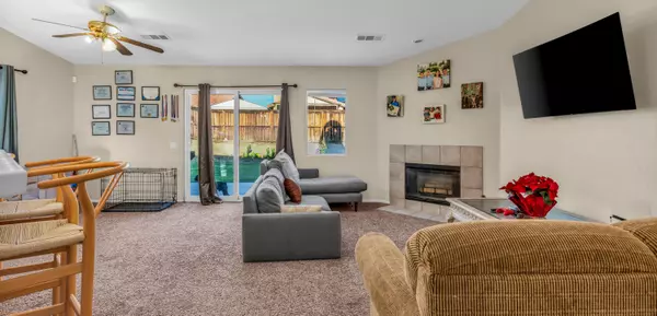 Thousand Palms, CA 92276,30914 Robert RD