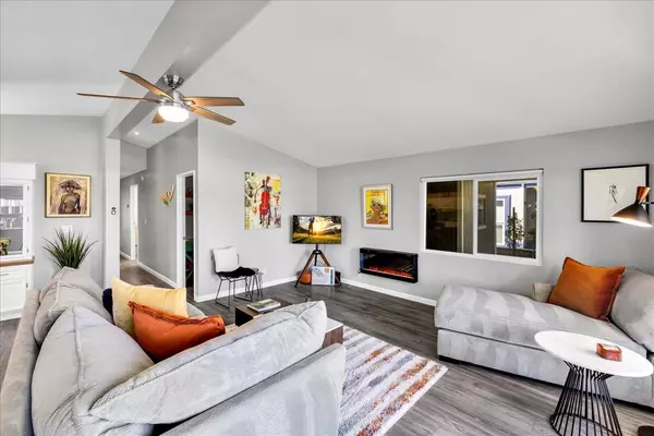 Palm Desert, CA 92260,73450 Country Club DR #144