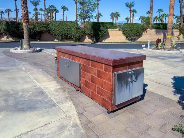 Indio, CA 92201,80394 Avenue 48 #22