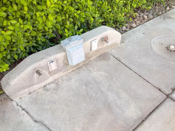 Indio, CA 92201,80394 Avenue 48 #22