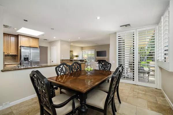 Rancho Mirage, CA 92270,2 Rutgers CT
