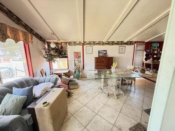 Thousand Palms, CA 92276,32080 Westchester DR