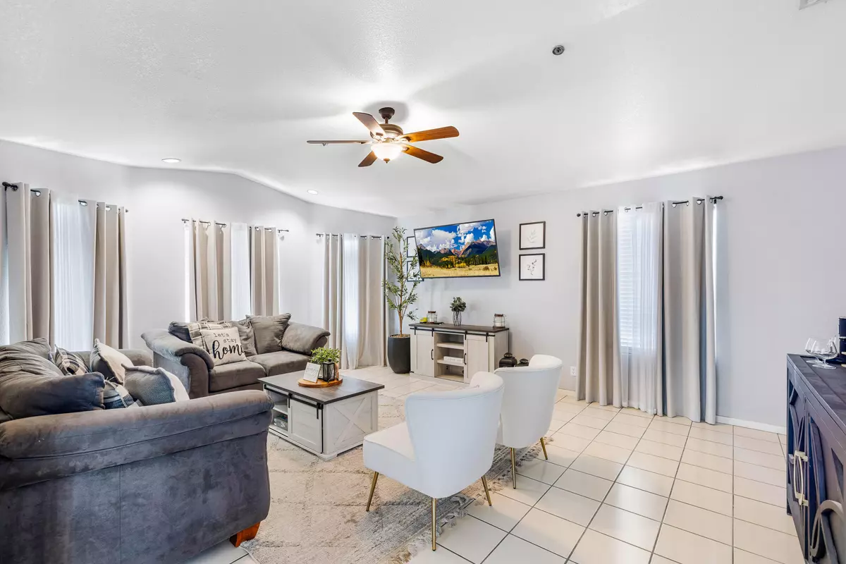 Desert Hot Springs, CA 92240,67760 Pequena DR