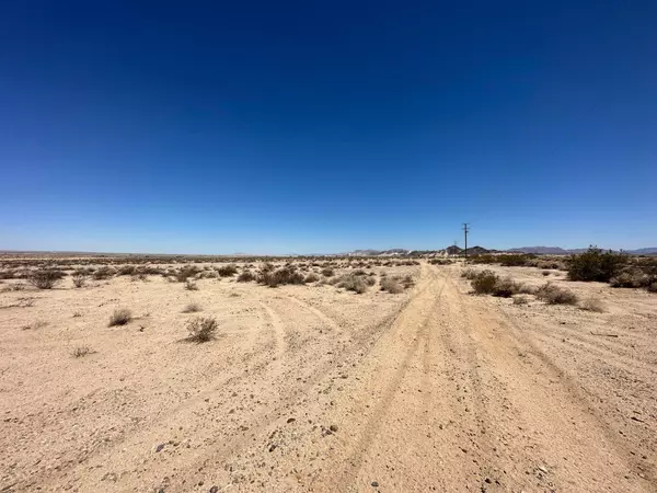 29 Palms, CA 92277,3730 Utah TRL
