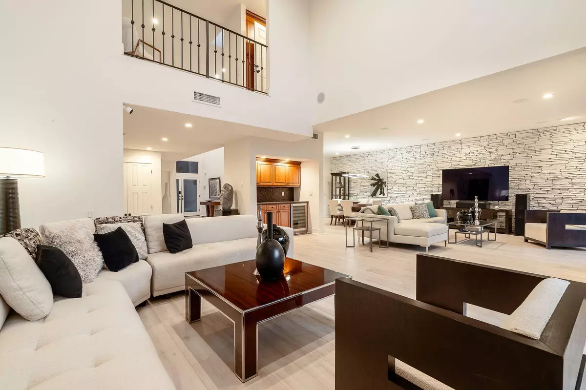 Palm Springs, CA 92264,3752 Bogert TRL