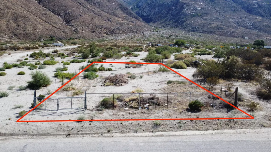 14 Esperanza AVE, Cabazon, CA 92230