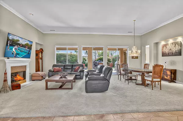 Palm Desert, CA 92211,4 Milano CIR