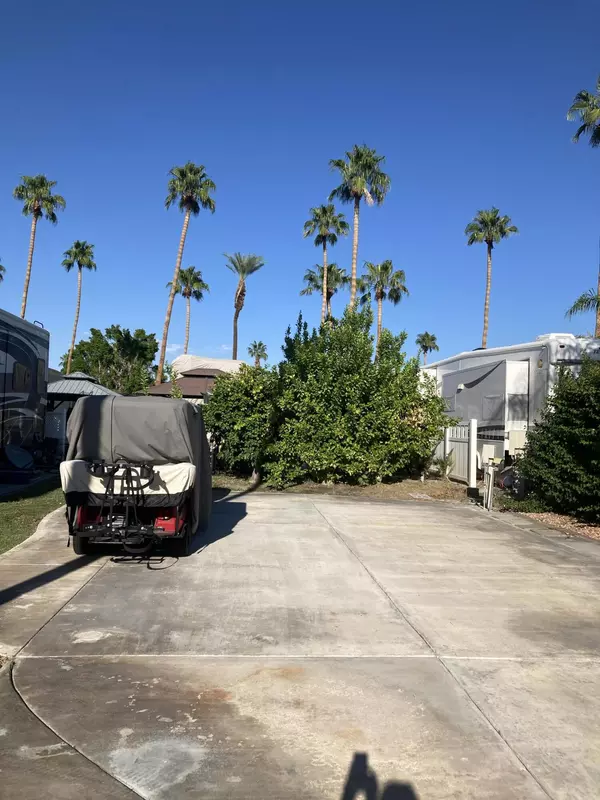 Cathedral City, CA 92234,69411 Ramon Rd RD #418