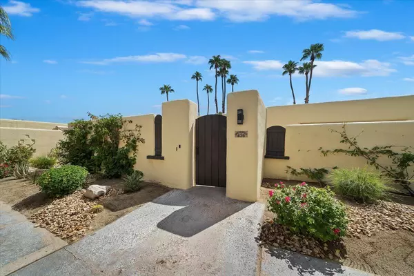 Palm Springs, CA 92262,436 N Greenhouse WAY