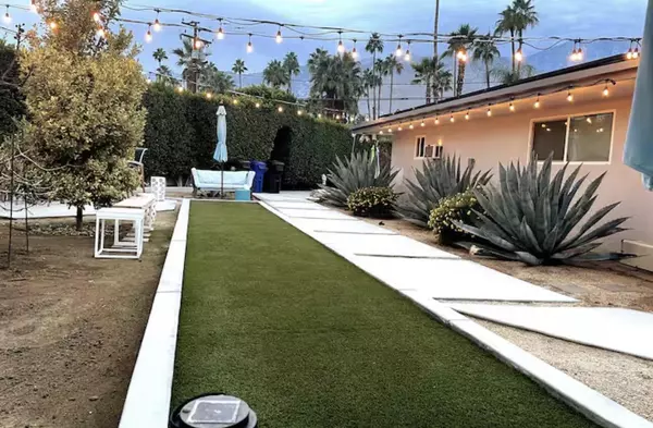 Palm Springs, CA 92264,1375 S Calle Rolph