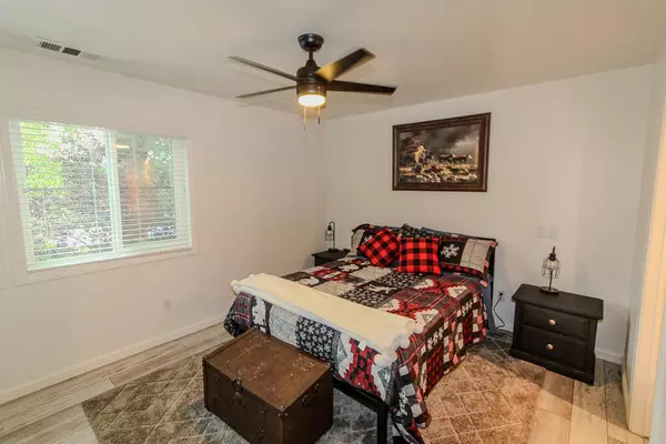 Big Bear Lake, CA 92315,43063 Goldmine Woods LN