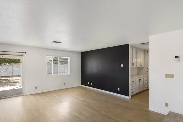 Yucca Valley, CA 92284,7451 Goleta AVE